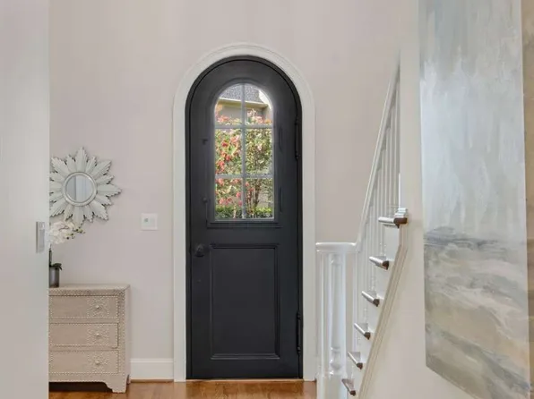 110 Landseer Way, Sandy Springs, GA 30350