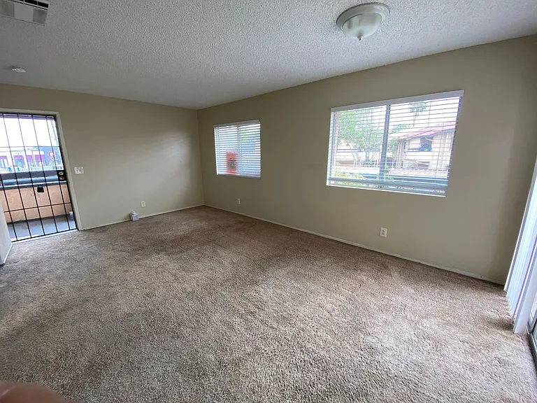 879 W San Ysidro Blvd W #6 — Photo 7