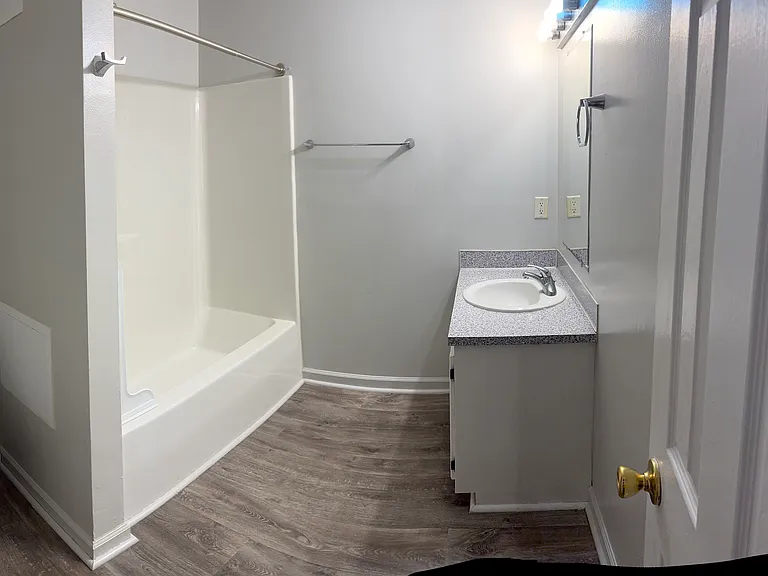 1106 York Rd #A — Photo 11