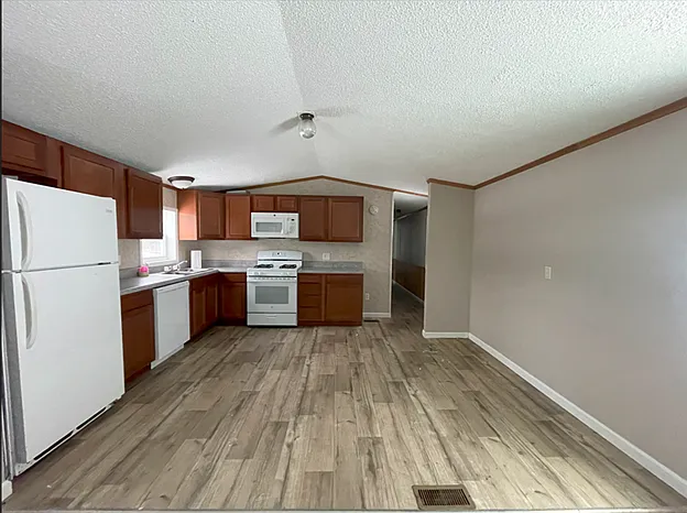 15 Suzanne Way — Photo 1