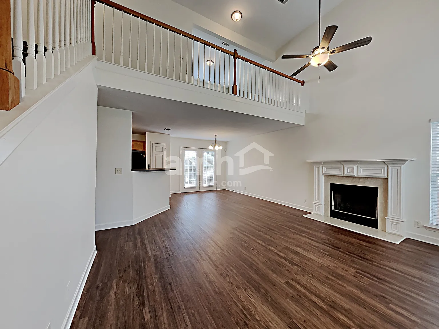 3 bed, 2.5 bath, 1969 sqft, $2,500 — Photo 4