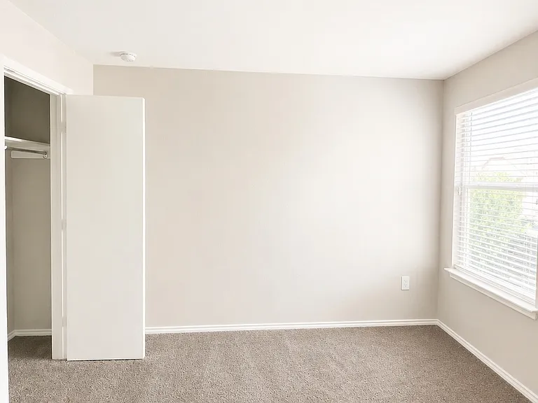 10920 Helms Deep Dr — Photo 18
