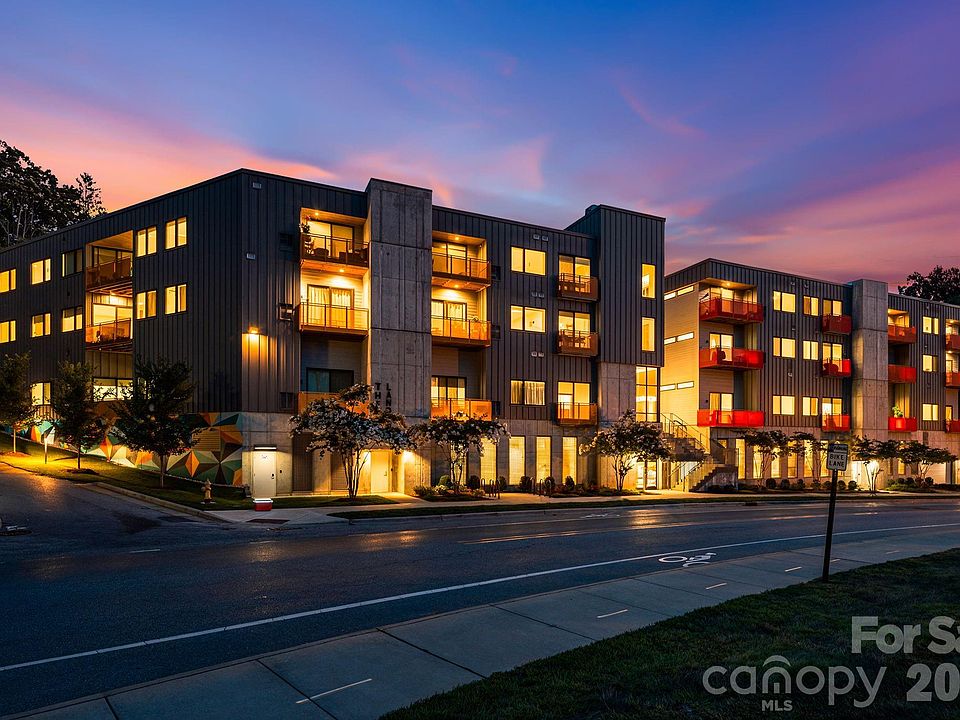 1st image of 68 Craven St #405