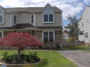 13 Pearl Dr, Doylestown, PA 18901
