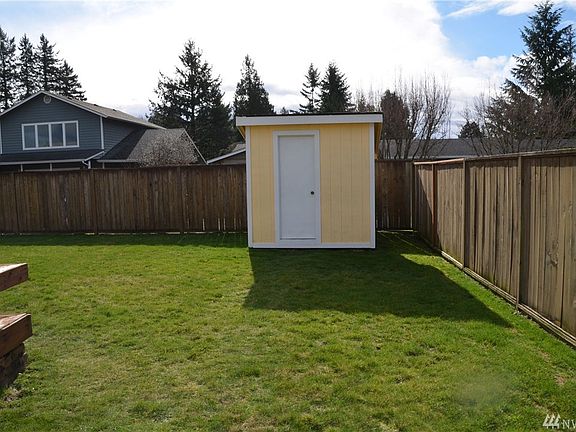5th image of 822 23rd St SE