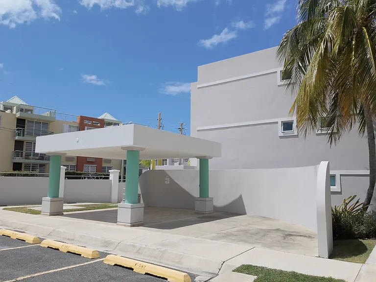 Building B Condominio Vistas De La Bahia #Apt. B-401 — Photo 22