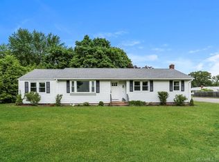 10 Croft Dr, Manchester, CT 06042