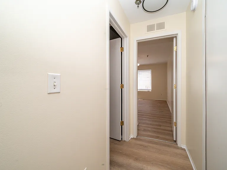 23221 Cornerstone Village Dr — Photo 18