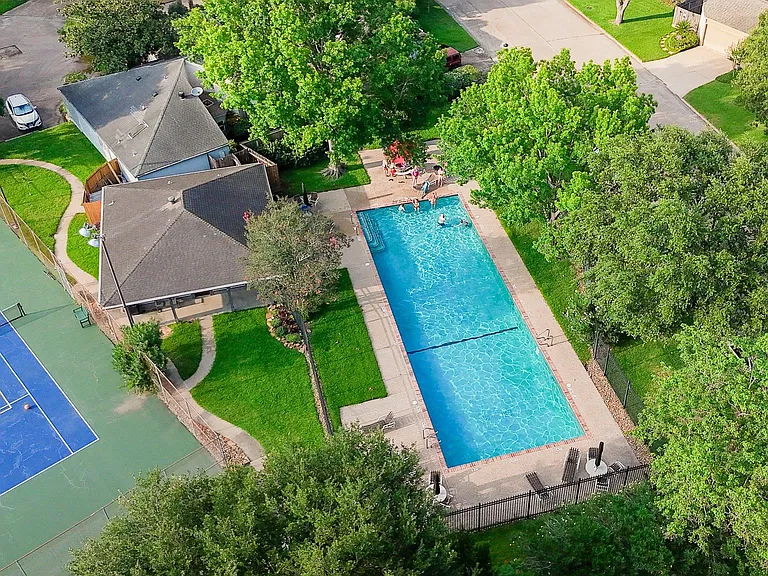 12800 Briar Forest Dr #106 — Photo 49