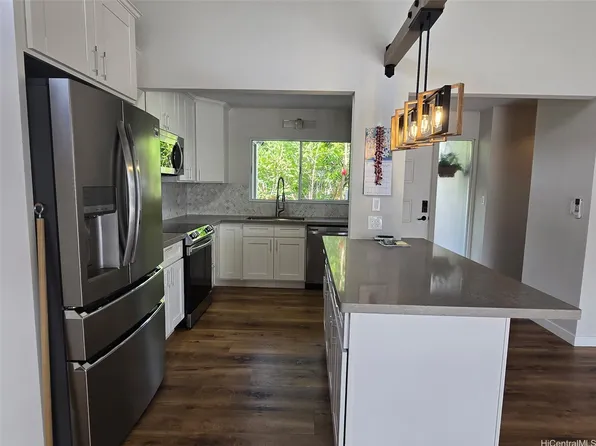 44-173 Laha St #2101, Kaneohe, HI 96744