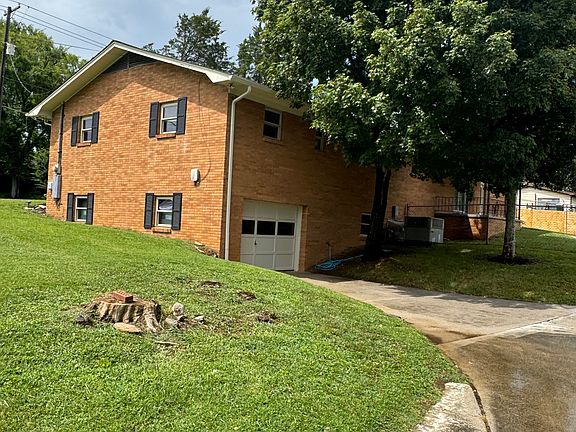 5th image of 7436 Palmyra Dr