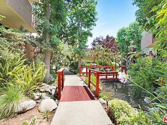 3rd image of 5000 S Centinela Ave APT 126