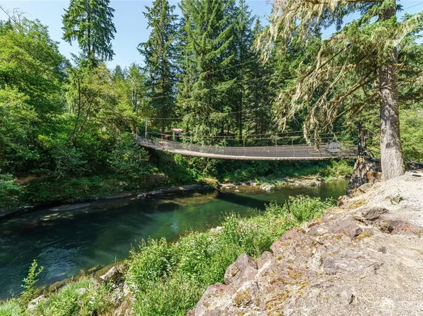 175 Wooden Bridge Road, Kalama, WA 98625