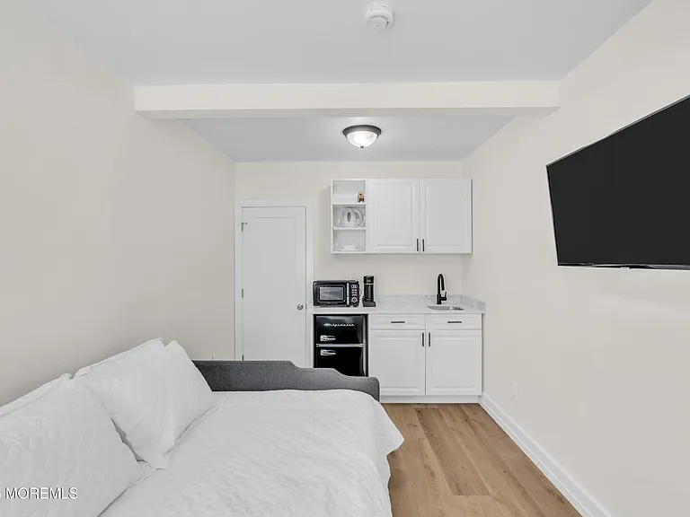 1101 A St #4 — Photo 3