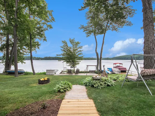 19092 Kenny Dr, Big Rapids, MI 49307