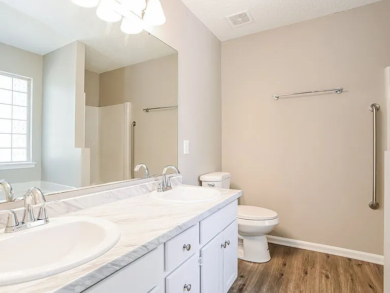 230 Amir Cir — Photo 12