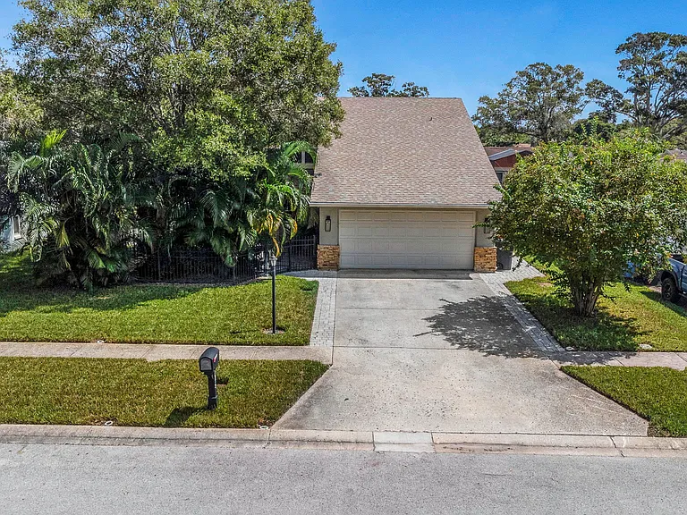 1973 Hastings Dr — Photo 115