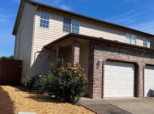 742 N Cloverleaf Loop, Springfield, OR 97477