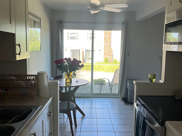 2040 Higby Dr — Photo 12