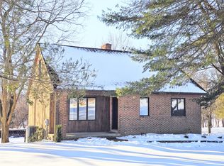 800 Galen Hall Rd, Reinholds, PA 17569