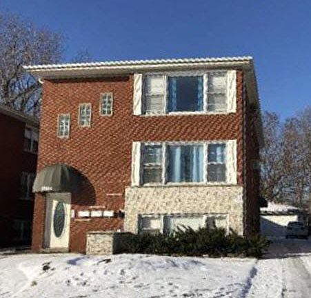 2nd image of 15104 S Woodlawn Ave
