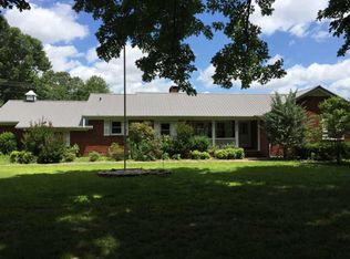 3326 State Route 121 S, Murray, KY 42071