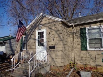 308 Center Ave E, Badger, IA, 50516
