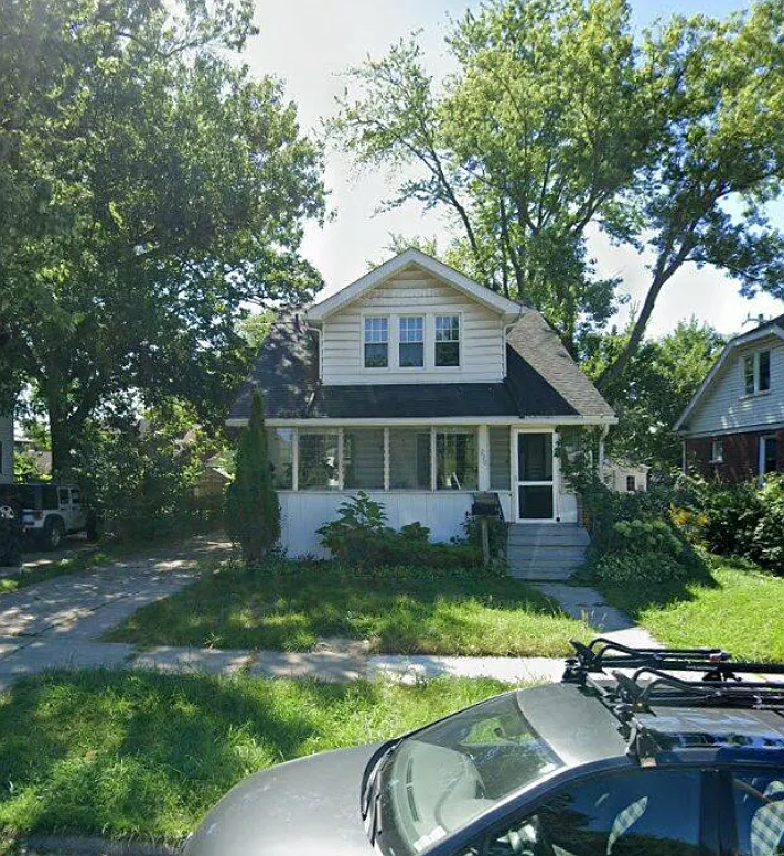 220 Channing St photo 1