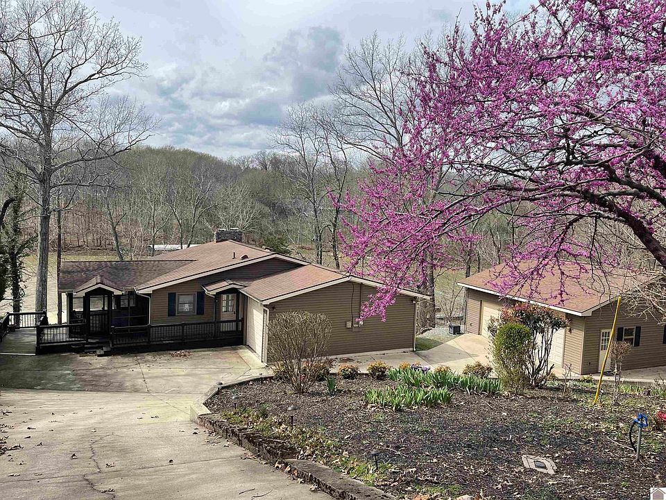 1st image of 715 Riverview Trl