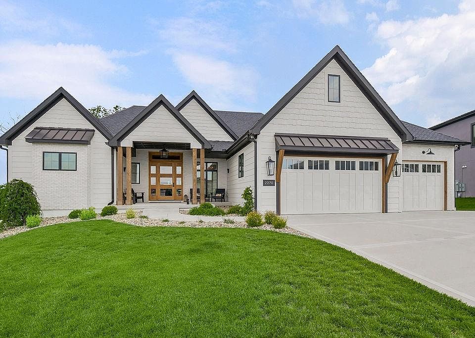 1st image of 2270 Scenic View Dr