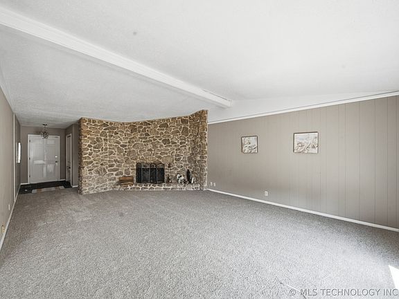 4th image of 4335 S Lakewood Ave