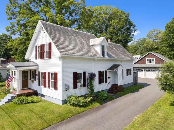 31 Pleasant Street, Brattleboro, VT 05301