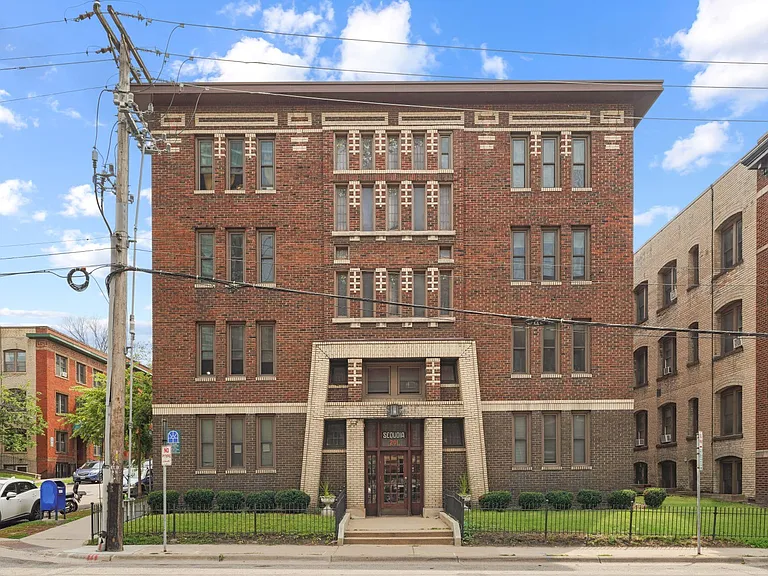 The Park Apartments — Photo 129