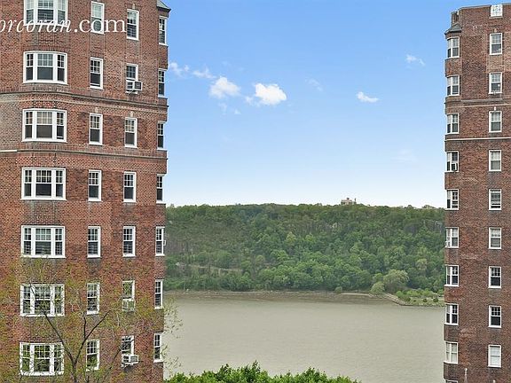 4th image of 116 Pinehurst Ave APT C44
