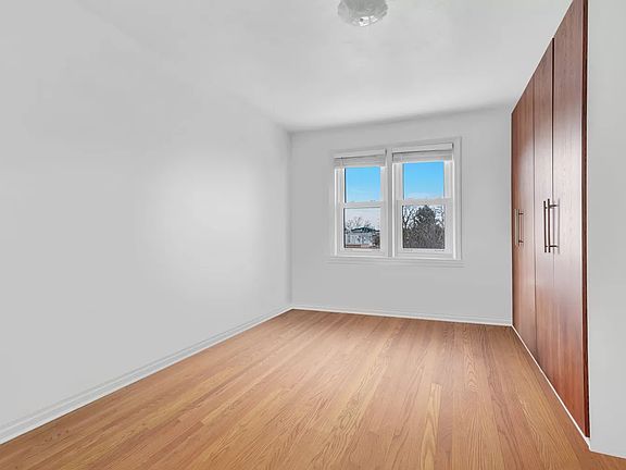4th image of 4613 21st Ave