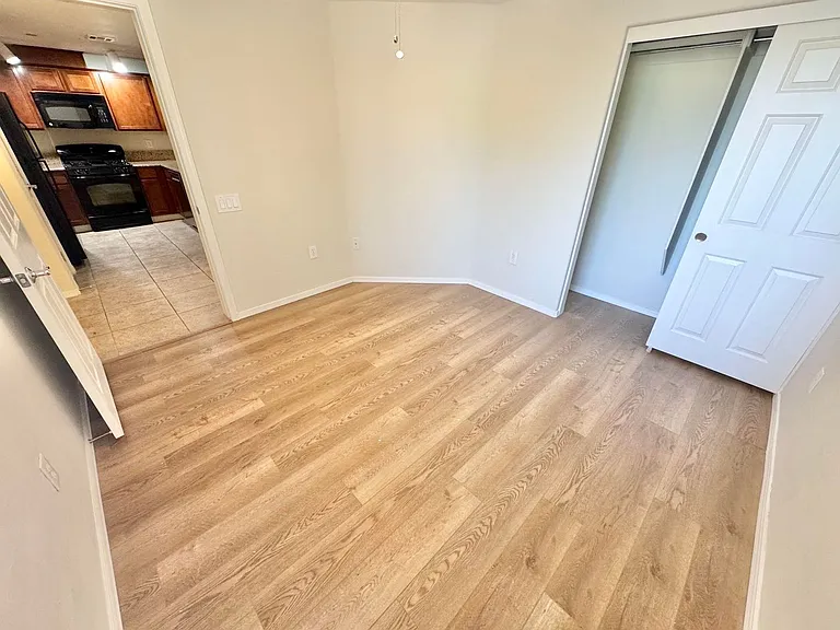 6868 Sky Pointe Dr #1036 — Photo 15