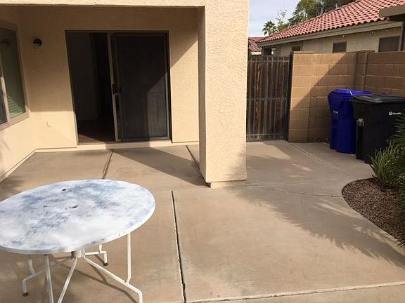 4th image of 2311 E Peach Tree Dr