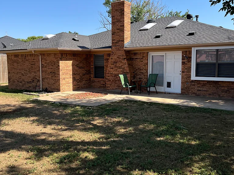 Simpson Dr — Photo 15