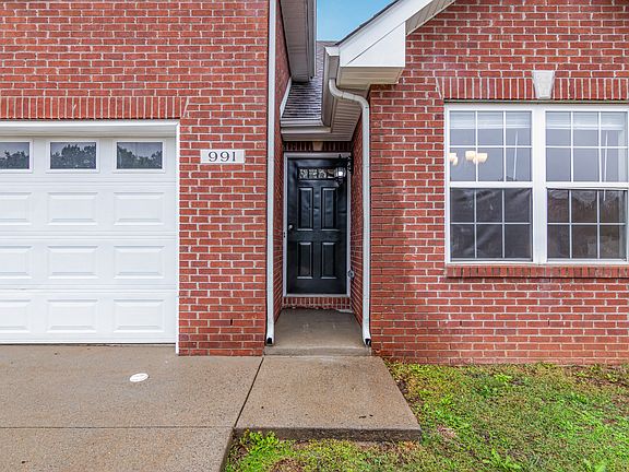 4th image of 991 Culverson Ct