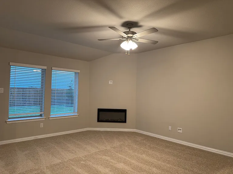 812 Birdie Dr — Photo 8