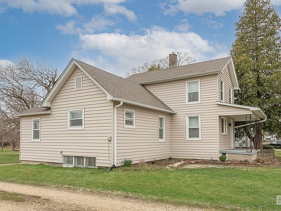 New siding, windows, and air conditioner in 2019!