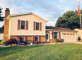 1795 Lakeview Dr, Newark, OH 43055