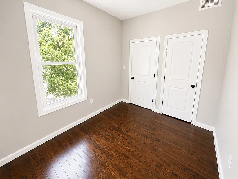 21 Chelsea Ave — Photo 25