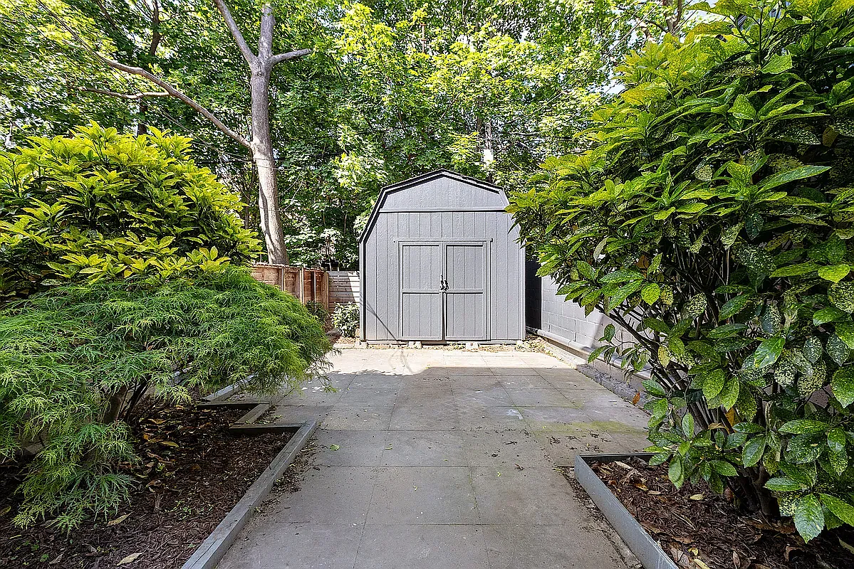 359A 14th Street — Photo 3