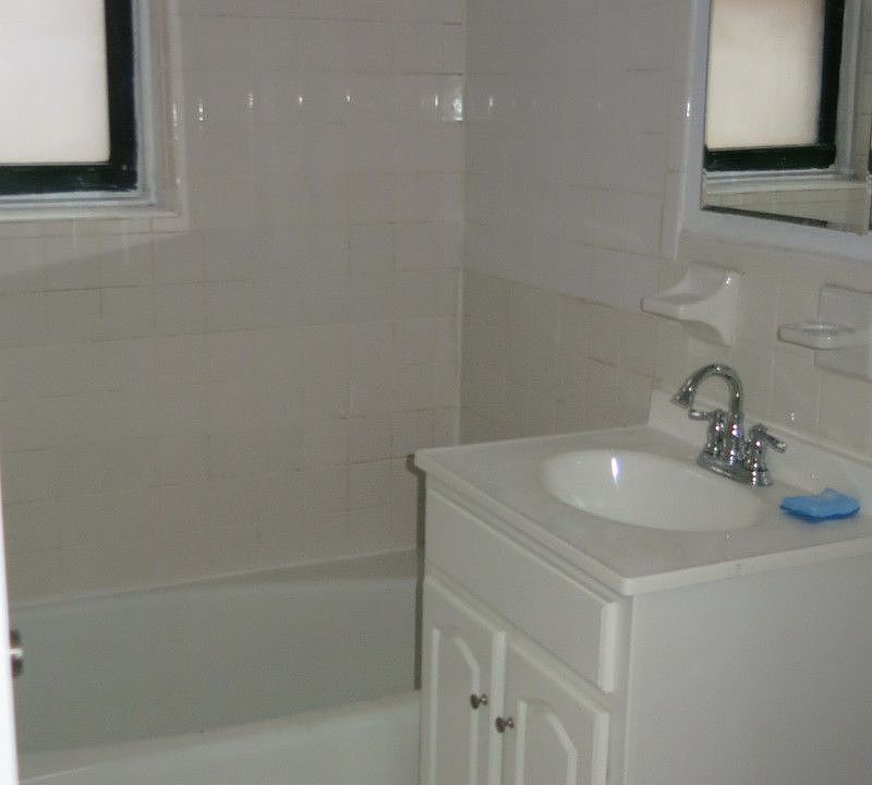 2nd image of 295 Ocean Pkwy APT B6