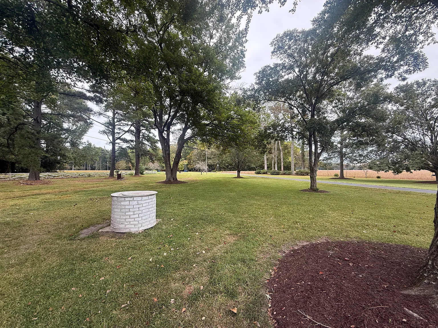 4 bed, 2356 sqft, $3,000 — Photo 2