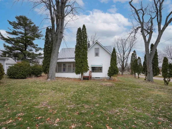 N4404 State Road 49, Poy Sippi, WI 54967