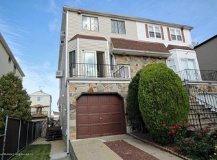 151 Braisted Ave, Staten Island, NY 10314
