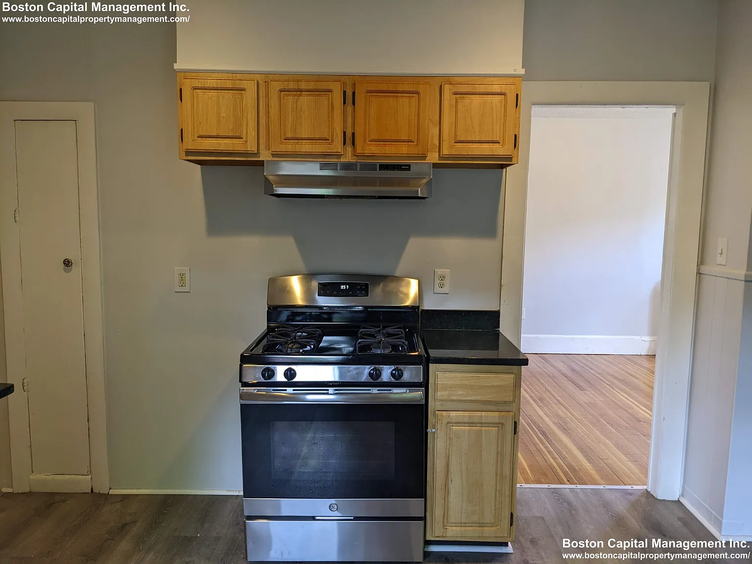 4 bed, 1400 sqft, $3,700 — Photo 4