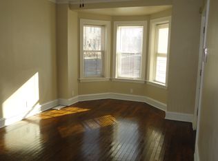 2418 N Western Ave APT 1, Chicago, IL 60647